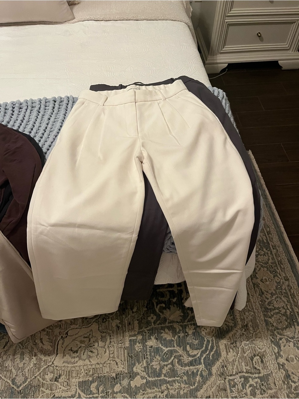 Abercrombie & Fitch Cream Tailored Pants